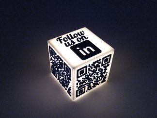 QR cube - кубче с послание